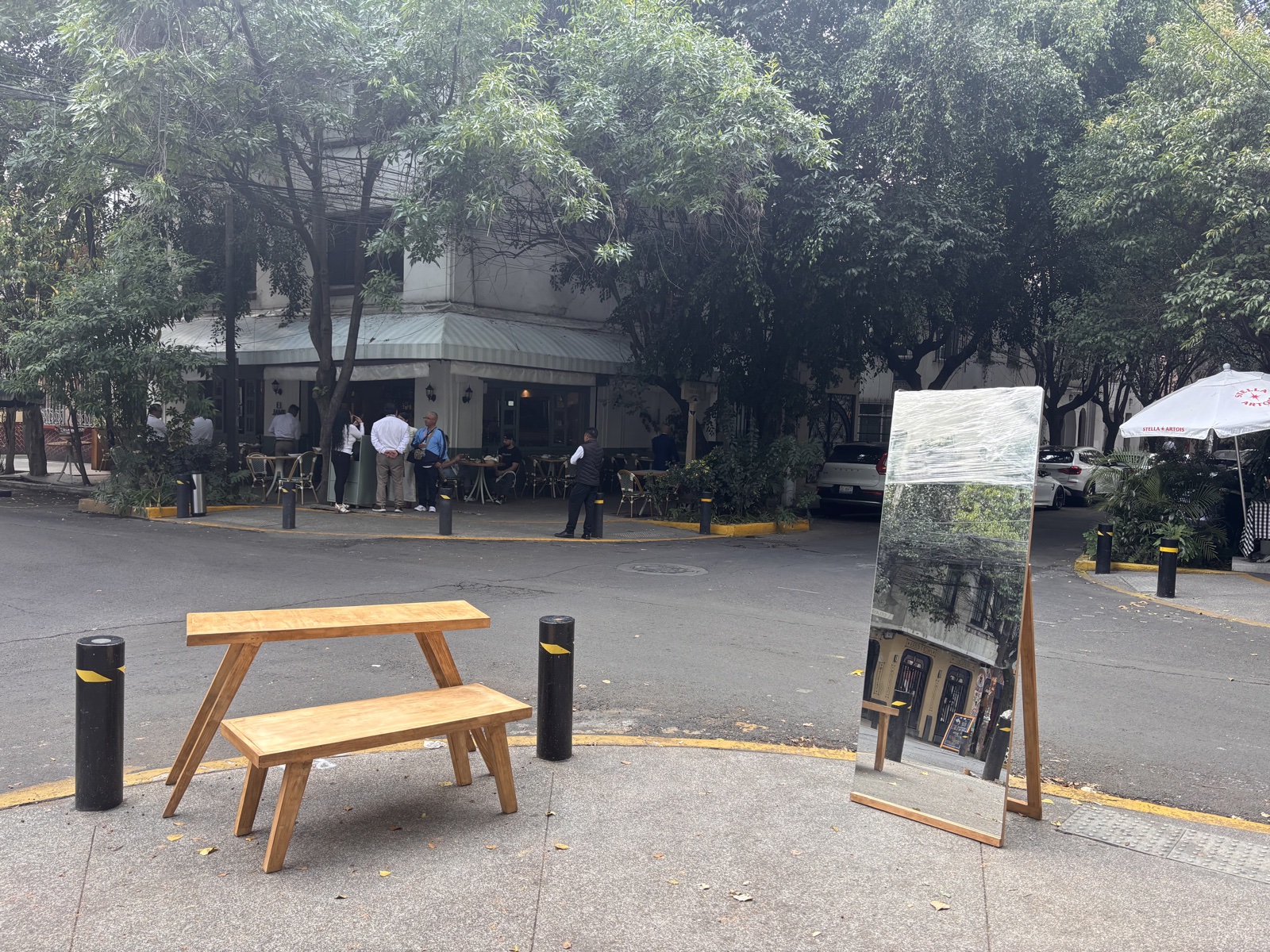 cdmx_mirror.jpeg